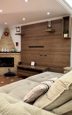 Casa de condomínio para alugar com 300m², 4 quartos e 2 vagas Casa de condomínio para alugar com 300m², 4 quartos e 2 vagasSala