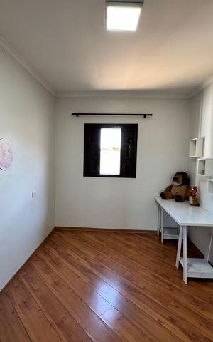 Casa de condomínio para alugar com 300m², 4 quartos e 2 vagas Casa de condomínio para alugar com 300m², 4 quartos e 2 vagasSuíte 2