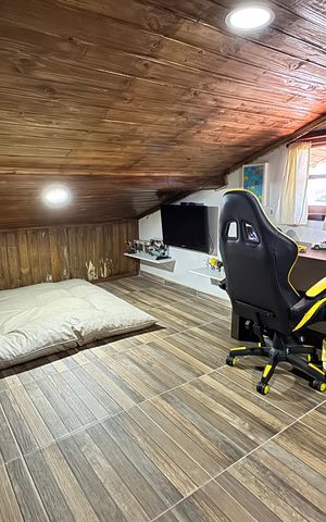 Casa de condomínio para alugar com 300m², 4 quartos e 2 vagas Casa de condomínio para alugar com 300m², 4 quartos e 2 vagasQuarto 1