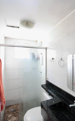 Apartamento à venda com 45m², 2 quartos e 1 vaga Apartamento à venda com 45m², 2 quartos e 1 vagaBanheiro Social