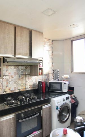 Apartamento à venda com 45m², 2 quartos e 1 vaga Apartamento à venda com 45m², 2 quartos e 1 vagaCozinha e Área de Serviço