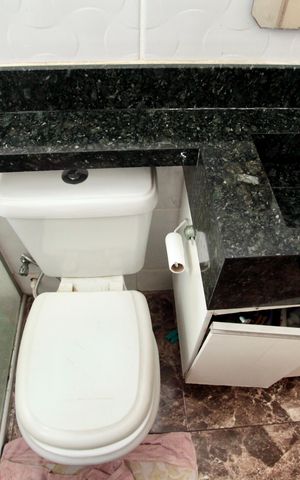 Apartamento à venda com 45m², 2 quartos e 1 vaga Apartamento à venda com 45m², 2 quartos e 1 vagaBanheiro Social
