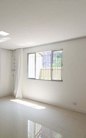 Casa para alugar com 216m², 3 quartos e 2 vagasSala