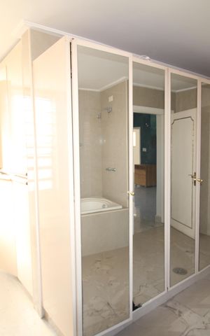 Casa para alugar com 500m², 4 quartos e 2 vagasBanheiro 2