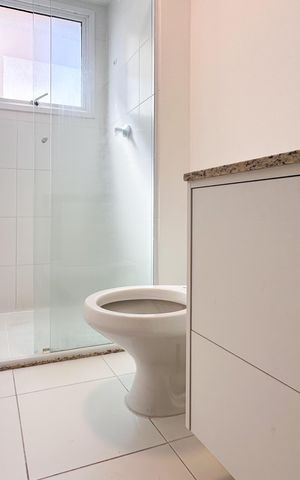 Apartamento à venda com 52m², 2 quartos e 1 vaga Apartamento à venda com 52m², 2 quartos e 1 vagaBanheiro Social