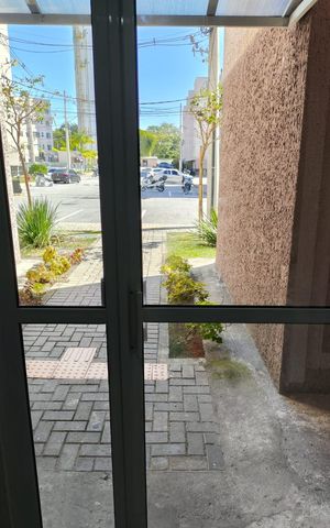 Apartamento à venda com 43m², 2 quartos e 1 vaga Apartamento à venda com 43m², 2 quartos e 1 vagaÁrea externa