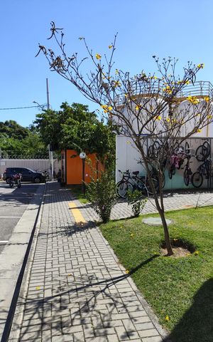 Apartamento à venda com 43m², 2 quartos e 1 vaga Apartamento à venda com 43m², 2 quartos e 1 vagaÁrea externa