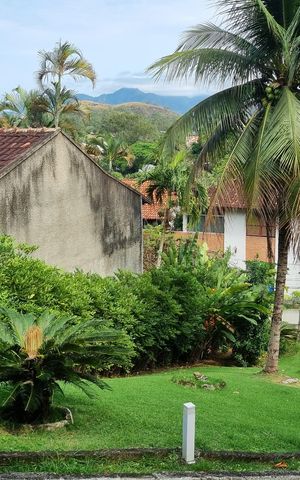 Casa de condomínio à venda com 1251m², 6 quartos e 5 vagas Casa de condomínio à venda com 1251m², 6 quartos e 5 vagasÁrea externa