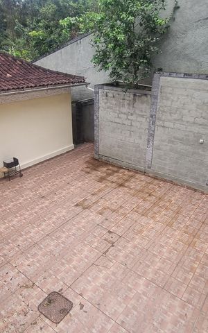 Casa de condomínio à venda com 1251m², 6 quartos e 5 vagas Casa de condomínio à venda com 1251m², 6 quartos e 5 vagasÁrea externa