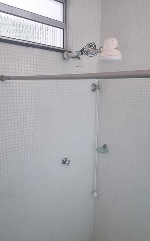 Casa de condomínio à venda com 1251m², 6 quartos e 5 vagas Casa de condomínio à venda com 1251m², 6 quartos e 5 vagasBanheiro