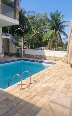 Casa de condomínio à venda com 1251m², 6 quartos e 5 vagas
