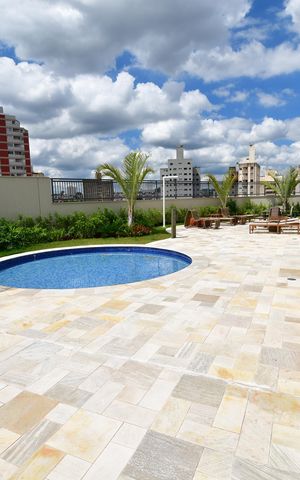 Apartamento para alugar com 64m², 2 quartos e 2 vagasÁrea comum - Piscina
