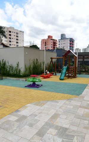Apartamento para alugar com 64m², 2 quartos e 2 vagasÁrea comum - Playground