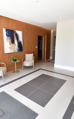 Apartamento para alugar com 64m², 2 quartos e 2 vagasHall social