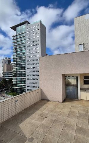 Apartamento à venda com 261m², 5 quartos e 6 vagas