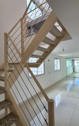 Apartamento à venda com 261m², 5 quartos e 6 vagas