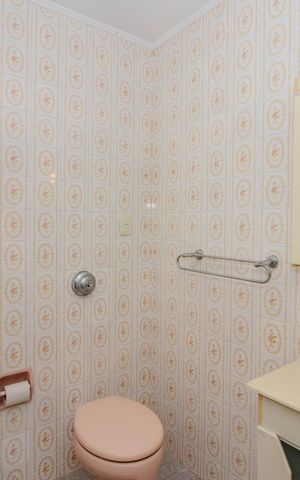 Apartamento para alugar com 130m², 2 quartos e 1 vaga Apartamento para alugar com 130m², 2 quartos e 1 vagaBanheiro da Suíte