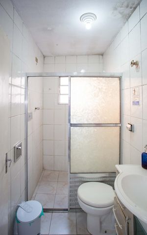 Casa à venda com 100m², 3 quartos e 1 vagaBanheiro 2