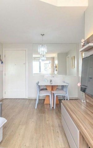 Apartamento à venda com 55m², 2 quartos e 1 vaga Apartamento à venda com 55m², 2 quartos e 1 vagaSala