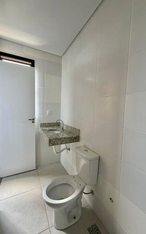 Apartamento à venda com 82m², 3 quartos e 2 vagasBanheiro da suíte