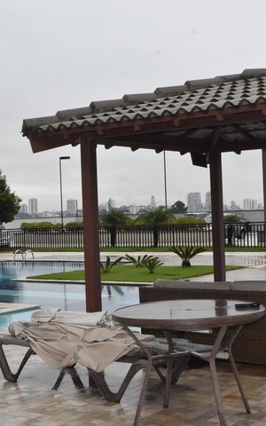 Apartamento à venda com 98m², 3 quartos e 2 vagasÁrea comum - Piscina