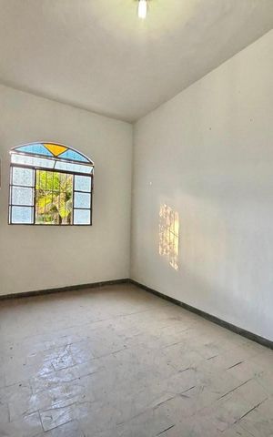 Casa para alugar com 1000m², 3 quartos e 6 vagas Casa para alugar com 1000m², 3 quartos e 6 vagasQuarto