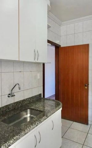 Apartamento para alugar com 134m², 3 quartos e 2 vagas Apartamento para alugar com 134m², 3 quartos e 2 vagasCozinha e Área de Serviço