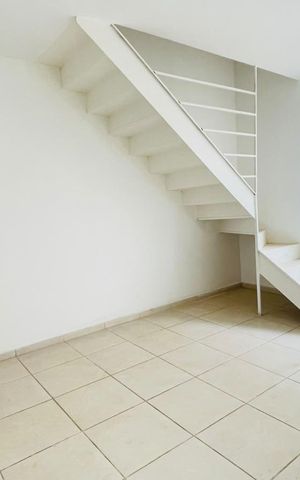 Casa de condomínio para alugar com 61m², 2 quartos e 1 vaga