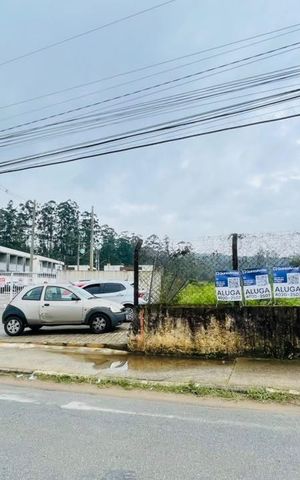 Casa de condomínio para alugar com 61m², 2 quartos e 1 vaga