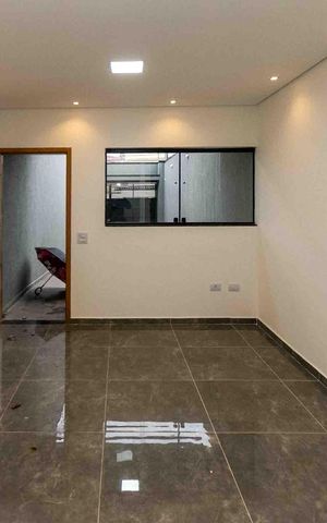Casa à venda com 85m², 2 quartos e 2 vagas