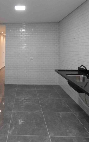 Casa à venda com 85m², 2 quartos e 2 vagas