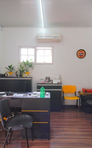 Casa à venda com 50m², 1 quarto e sem vagasala