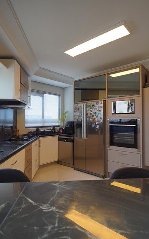 Apartamento para alugar com 277m², 3 quartos e 2 vagasCozinha 