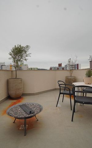 Apartamento para alugar com 277m², 3 quartos e 2 vagasVaranda da Sala 