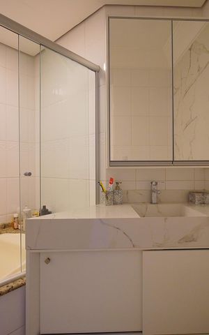 Apartamento para alugar com 277m², 3 quartos e 2 vagasBanheiro da Suíte 