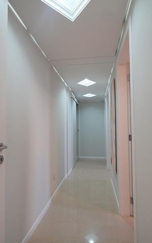 Apartamento para alugar com 277m², 3 quartos e 2 vagasCorredor
