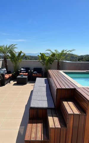 Apartamento à venda com 142m², 3 quartos e 1 vaga Apartamento à venda com 142m², 3 quartos e 1 vagaÁrea externa