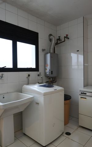 Apartamento à venda com 233m², 4 quartos e 4 vagasÁrea de Serviço