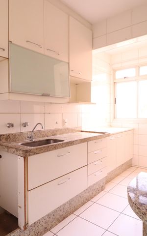 Apartamento para alugar com 90m², 3 quartos e 2 vagasCozinha