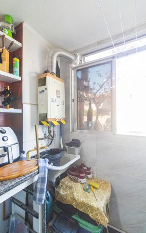 Apartamento à venda com 50m², 2 quartos e sem vaga Apartamento à venda com 50m², 2 quartos e sem vagaCozinha e Área de Serviço