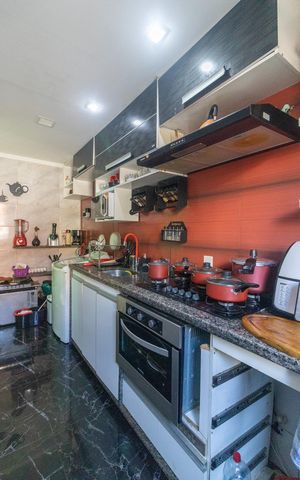 Apartamento à venda com 50m², 2 quartos e sem vaga Apartamento à venda com 50m², 2 quartos e sem vagaCozinha e Área de Serviço