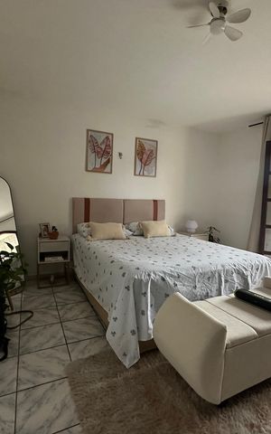 Casa à venda com 134m², 2 quartos e 2 vagas Casa à venda com 134m², 2 quartos e 2 vagasQuarto 3