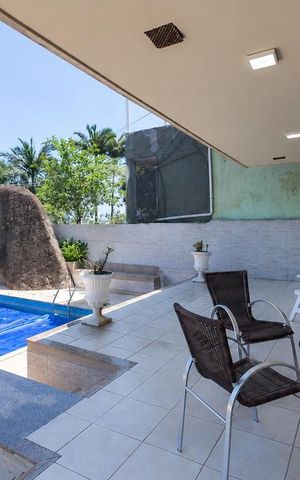 Casa para alugar com 280m², 5 quartos e 2 vagas Casa para alugar com 280m², 5 quartos e 2 vagasÁrea externa