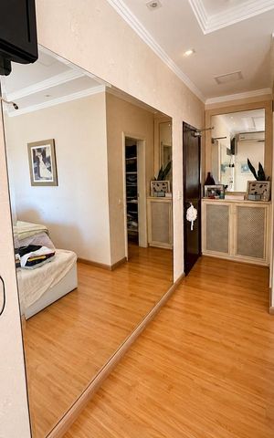 Casa para alugar com 280m², 5 quartos e 2 vagas Casa para alugar com 280m², 5 quartos e 2 vagasQuarto