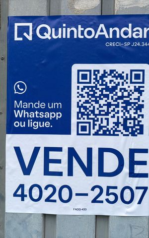 Casa à venda com 410m², 2 quartos e 1 vaga Casa à venda com 410m², 2 quartos e 1 vagaPlaca