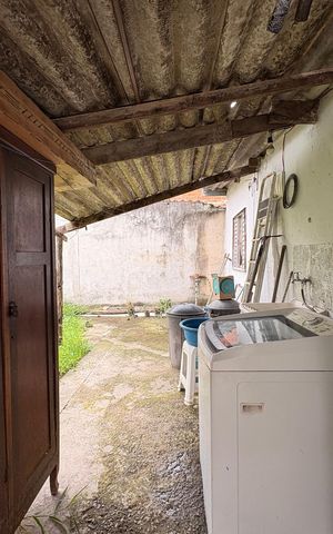 Casa à venda com 410m², 2 quartos e 1 vaga Casa à venda com 410m², 2 quartos e 1 vagaÁrea de serviço