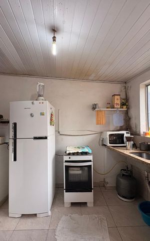 Casa à venda com 410m², 2 quartos e 1 vaga Casa à venda com 410m², 2 quartos e 1 vagaCozinha