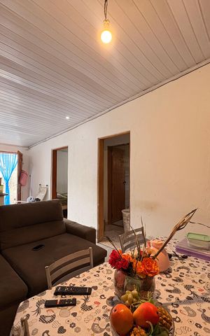 Casa à venda com 410m², 2 quartos e 1 vaga Casa à venda com 410m², 2 quartos e 1 vagaSala