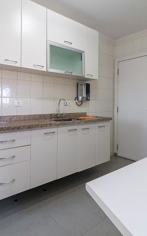 Apartamento à venda com 113m², 4 quartos e 2 vagasCozinha