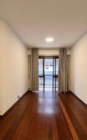 Apartamento para alugar com 84m², 2 quartos e 1 vagaSala 